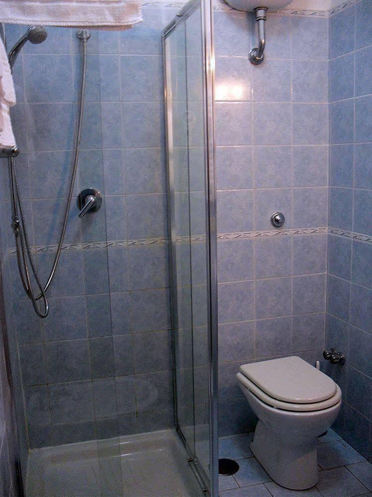 Bed And Breakfast I Vicoletti Di Napoli Exterior foto
